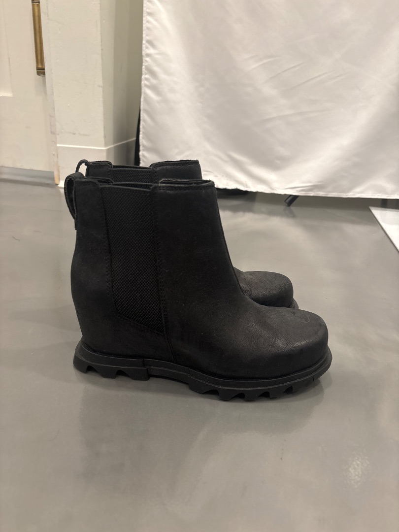 Sorel Booties, Black, 7, Used - Good