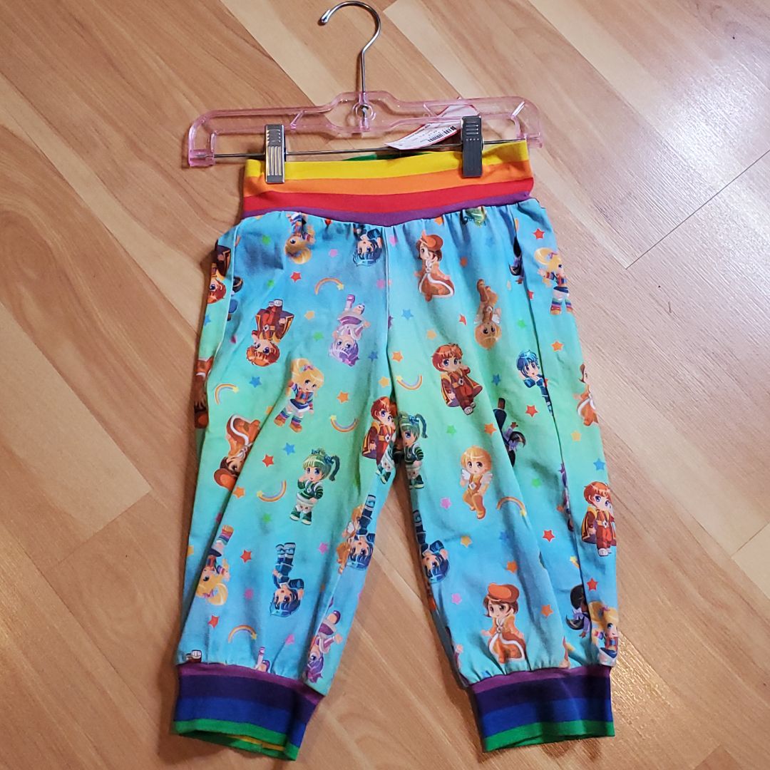 Custom Rainbow Bright custom crop pants, 5-6