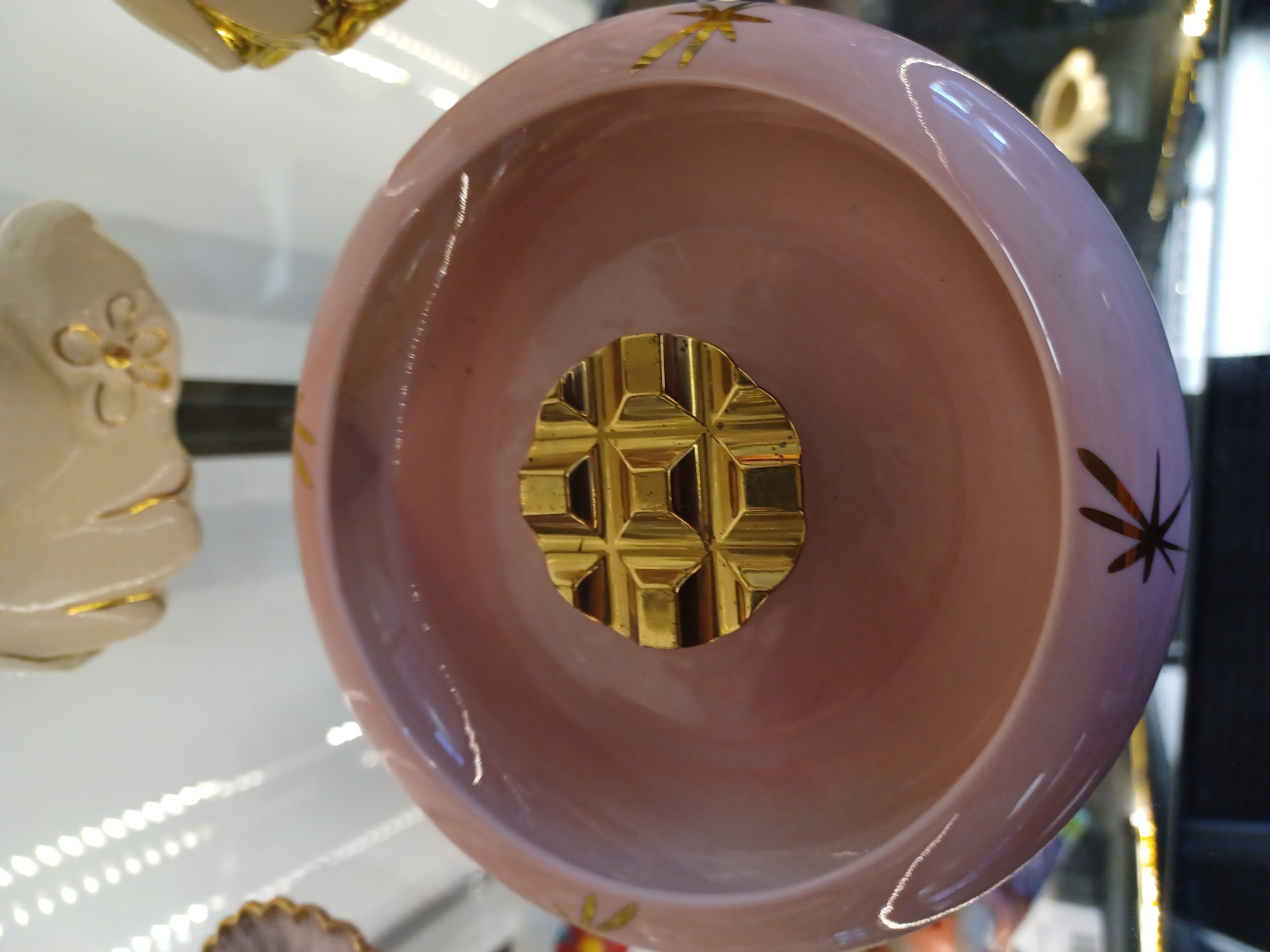 Round Pink/Gold Ashtray