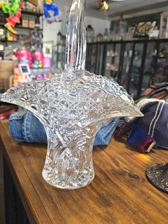 Glass basket